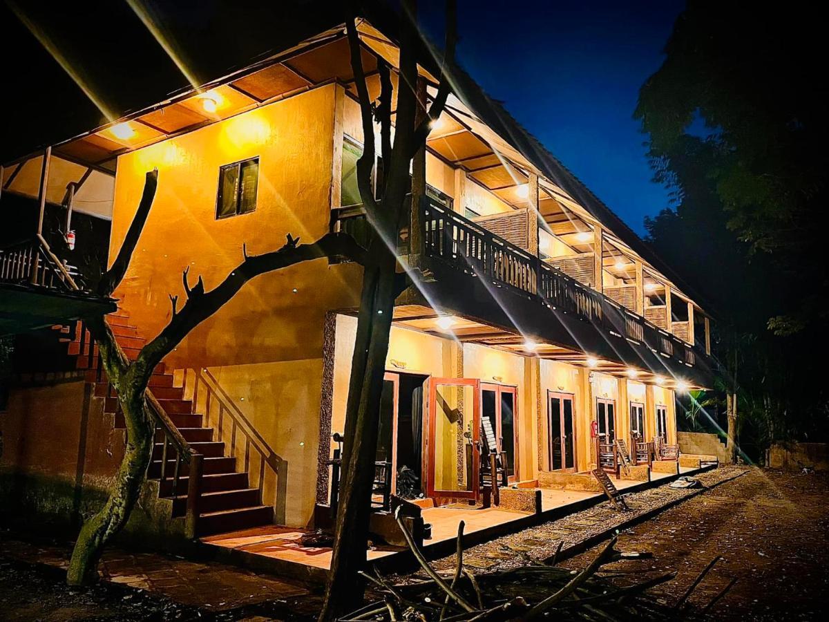 Akha River House Chiang Rai Exteriör bild
