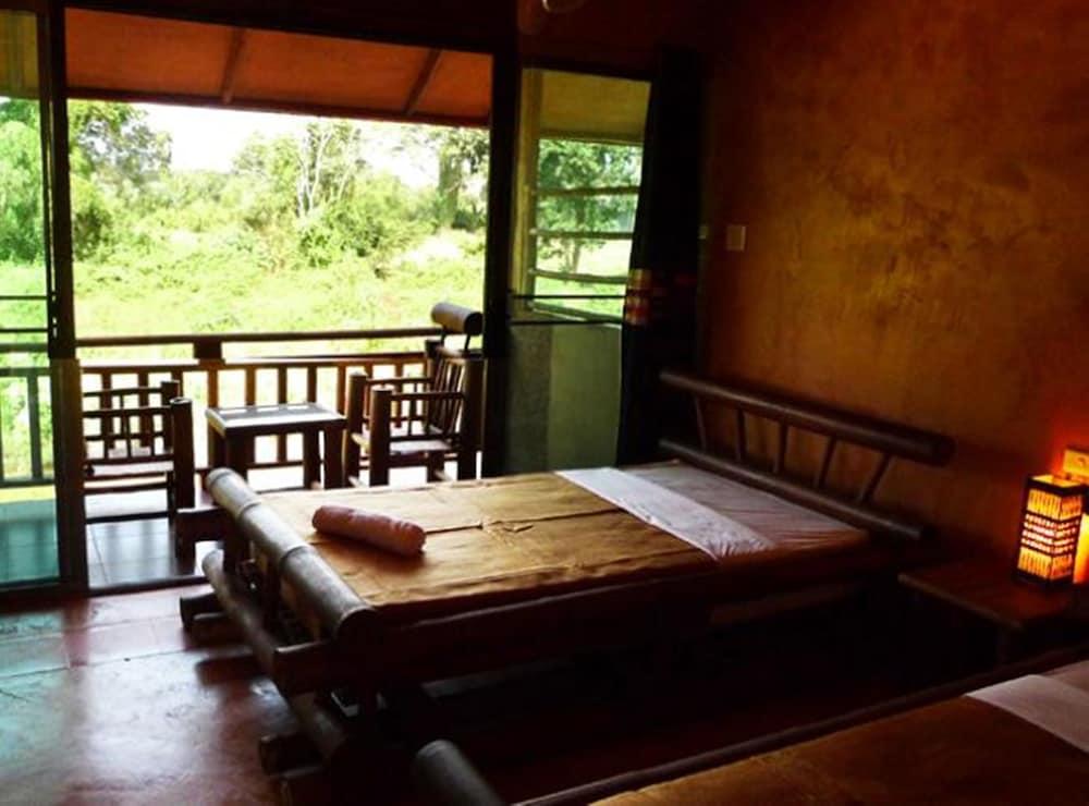 Akha River House Chiang Rai Exteriör bild